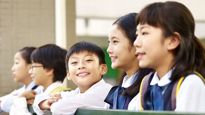 小學生-同學-校園