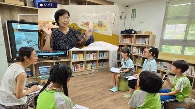 老師-學生-連線-圖書館