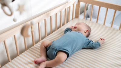 睡著的嬰兒