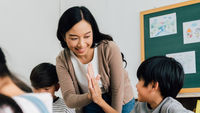 師生-老師鼓勵學生