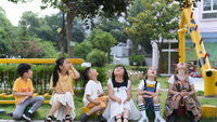 孩子自由玩樂 (from Canva)