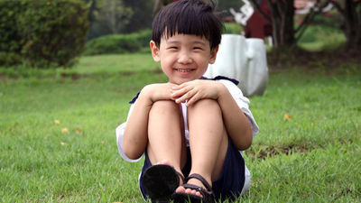 男孩