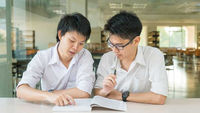 學生-討論功課