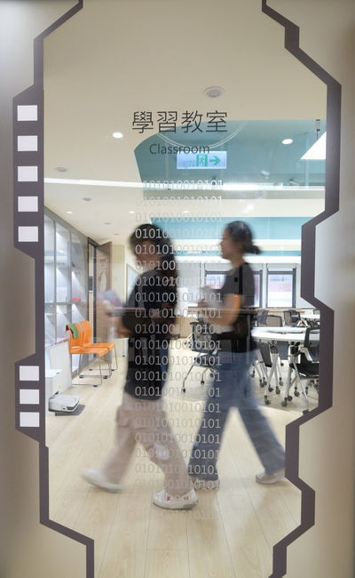 數位實中-高中生-實驗學校